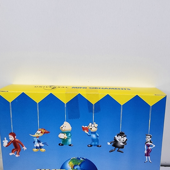 Universal Studios Retro Cartoon Characters 12pc Mini Hanging Ornaments NEW - Picture 10 of 12